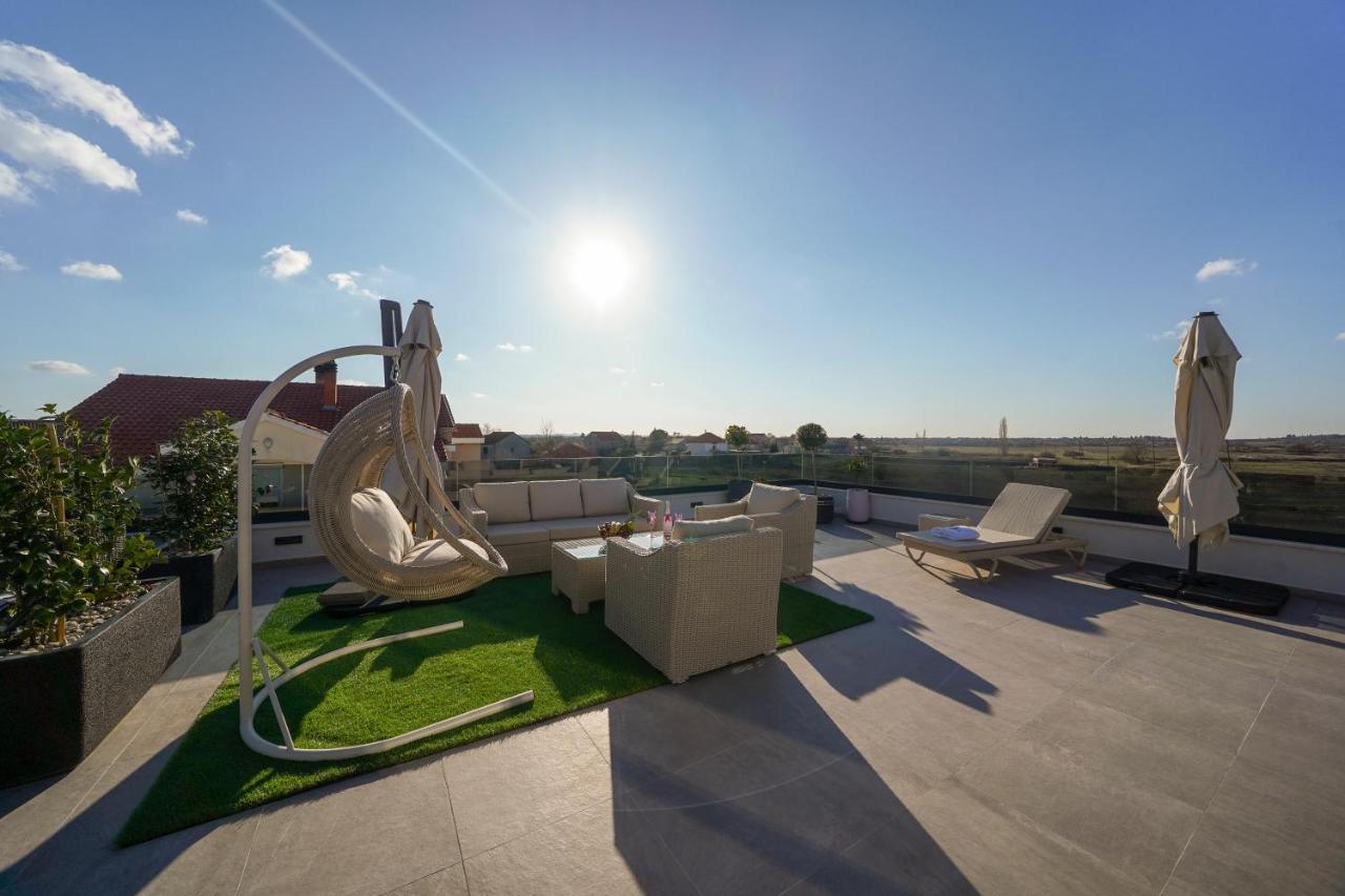 D-Palace Apartments-Olive Tree Donji Zemunik Экстерьер фото